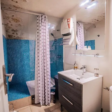 Agreable Maison De Village Avec Terrasse بيت للعطل *