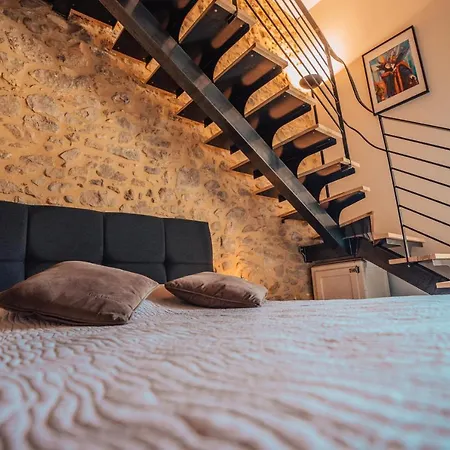 Agreable Maison De Village Avec Terrasse بيت للعطل