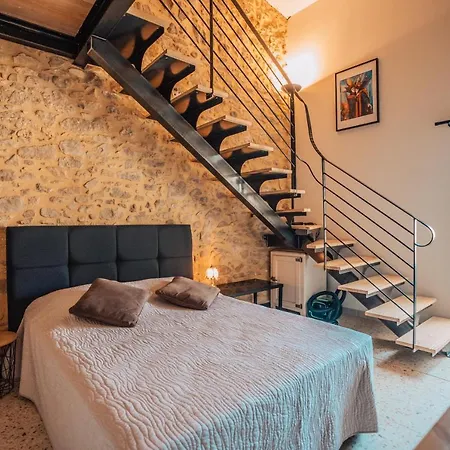 بيت للعطل Agreable Maison De Village Avec Terrasse