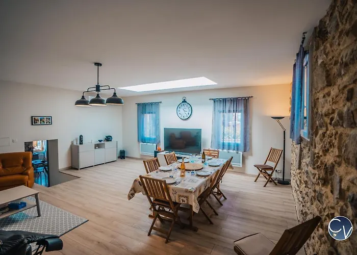 Agreable Maison De Village Avec Terrasse בית נופש *